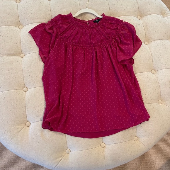 Jcrew raspberry Gathered Bib Top in Drapey Swiss Dot short sleeve shirt - Picture 4 of 10